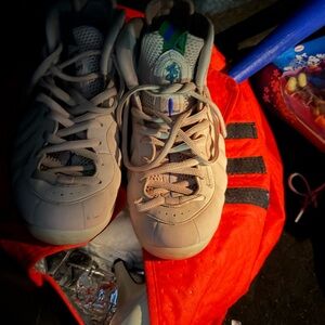 Foamposites women’s size 9.5 worn 1x